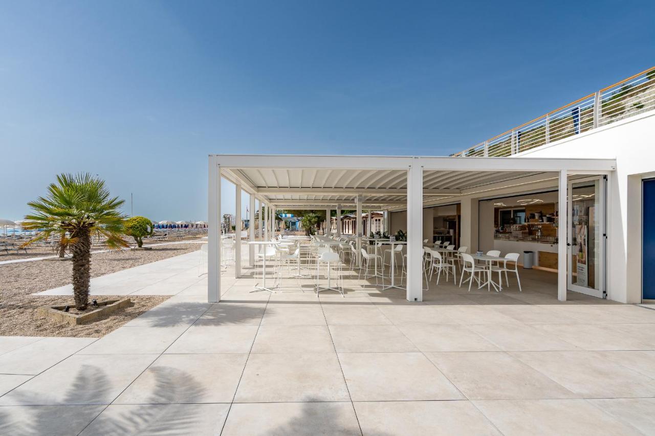 Marino1958 Rta Hotel Numana Exterior foto