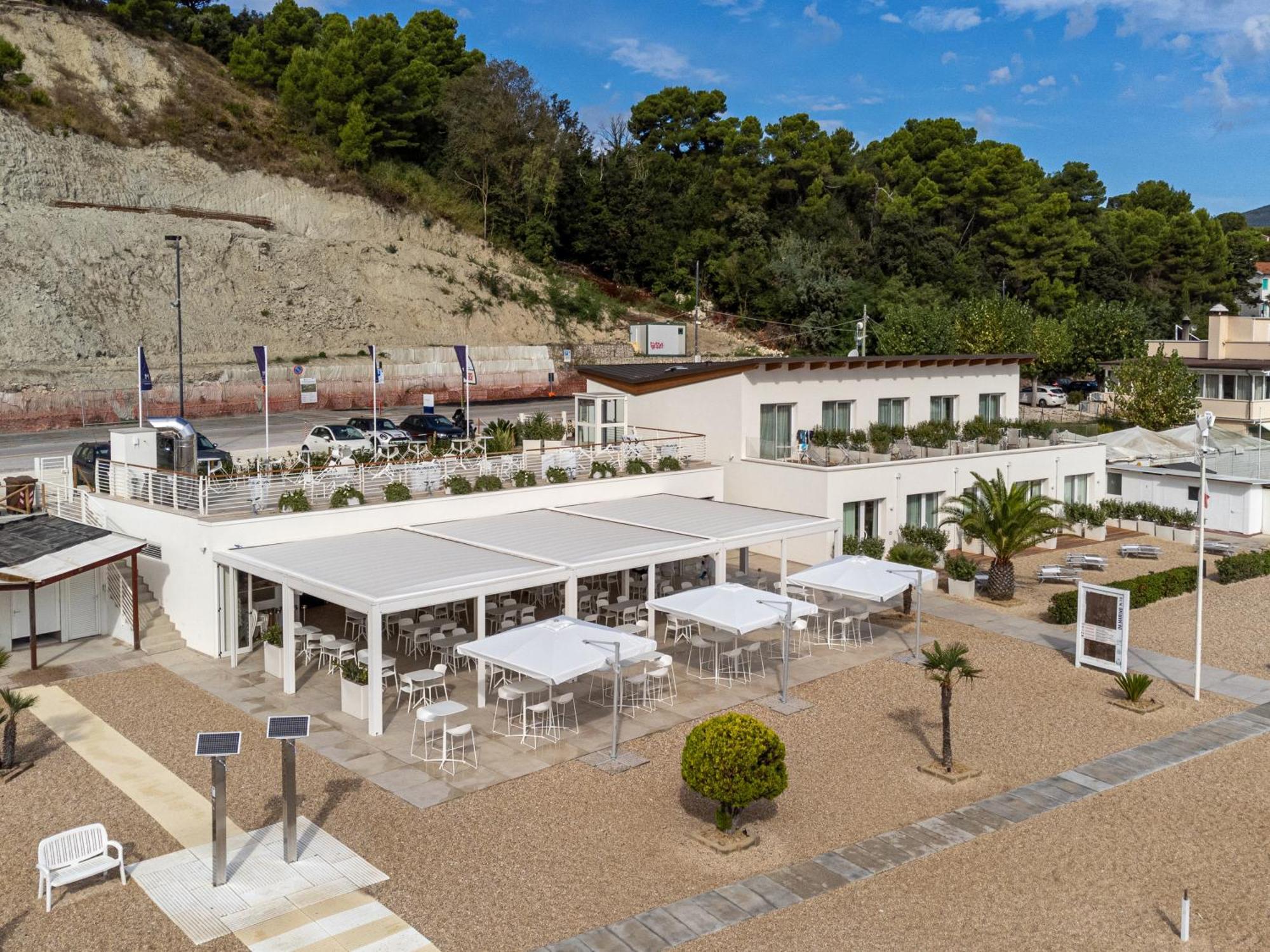 Marino1958 Rta Hotel Numana Exterior foto